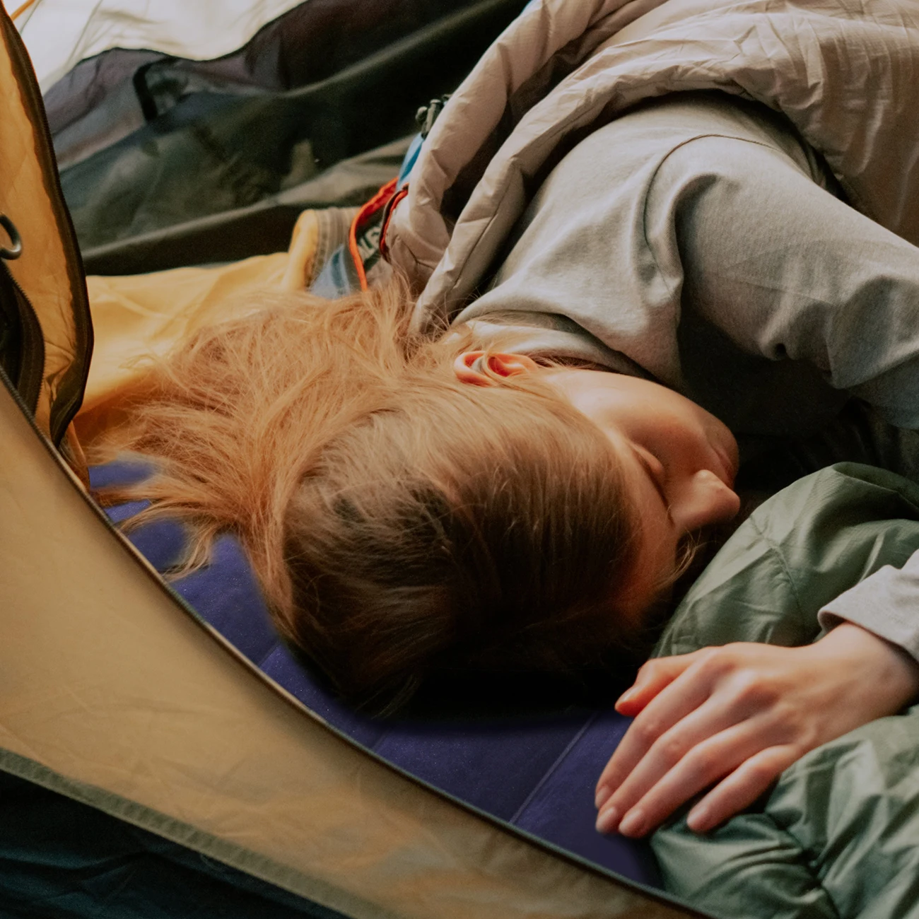 Inflatable Flocked Pillow Soft Portable Travel Camping Pillow for Indoor Outdoor Home Bed Sofa Car Neck Support  Selling